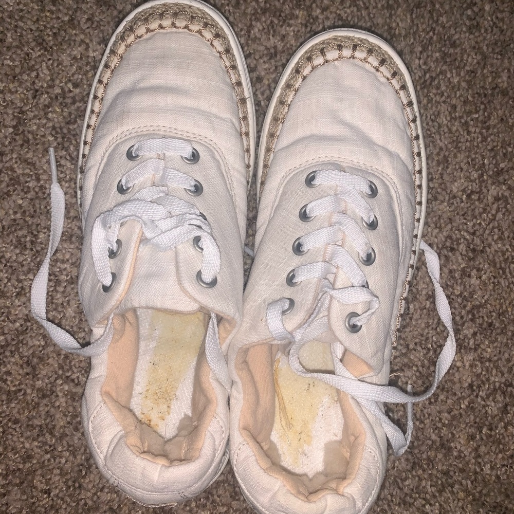 Ugg White Sneakers Size 7